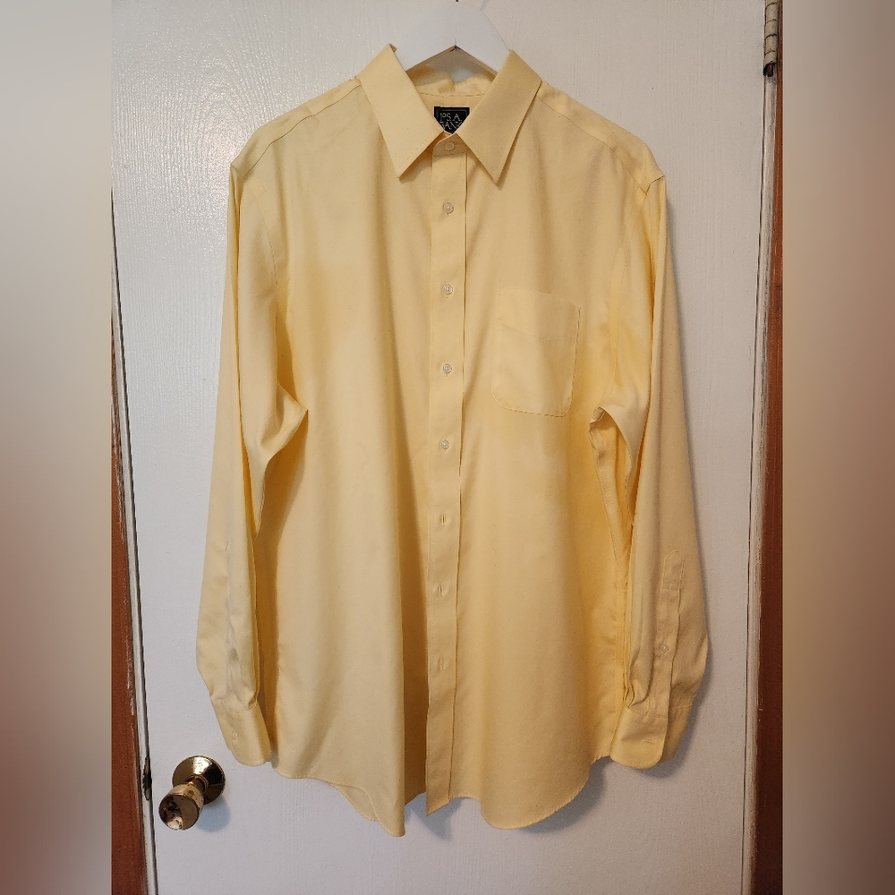 Jos A. Bank Yellow Traveler Dress Shirt
